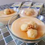 有機豆乳無調整 でプリン作り☆今回は200㎖タイプで！！スイーツ作れない私が唯一作れる固めるプリン(笑)温めた豆乳に黒糖inこしながら器にいれて固めたら白玉粉で作ったさつまいも団子とみたら&hellip;のInstagram画像