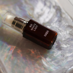 HABAの薬用ホワイトレディ継続してますu0040haba_jp 高濃度ビタミンC配合の薬用美白美容液朝晩の洗顔後最初に使う導入型の美容液だよ！さらっとした美容液だけどしっかりしっとりす&hellip;のInstagram画像