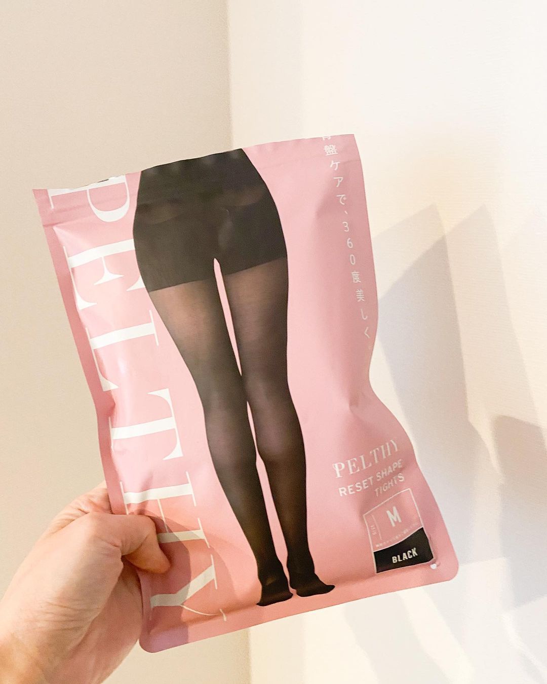 口コミ投稿：PELTHY リセットシェイプタイツを履きました✨こちらはベルミスさんのアイテムで、エ…