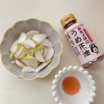 ⁡⁡お試しさせていただいた「おちょぼ口 うめ正油」でかぶの梅浅漬け作ってみた🌷⸝&zwj;⋆⁡紀州産南高梅にかつおの風味を加えた甘酸っぱい調味料で、サラダのドレッシングや揚げ物のタレとして使えて万能だ&hellip;のInstagram画像
