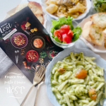 Too authentic and delicious! It only takes 3 steps & only 10 minutes to make restaurant quality past&hellip;のInstagram画像