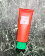 【meshimase ゴマージュシュガー スイカ】夏のスキンケアにピッタリのスイカみたいなボディスクラブ🍉❤️こちら、見た目も香りもまるでスイカのようなボディスクラブで、なんと赤いジェルにはス&hellip;のInstagram画像