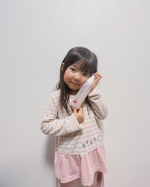 親子で使える抑毛美肌ジェル💓1日1回、お風呂上がりに気になるところに塗るだけでムダ毛ケアと美肌ケアが同時に出来る🥰防腐剤パラペンフリーで低刺激なのでお顔から全身まで安心して使えるよ👏✨&hellip;のInstagram画像