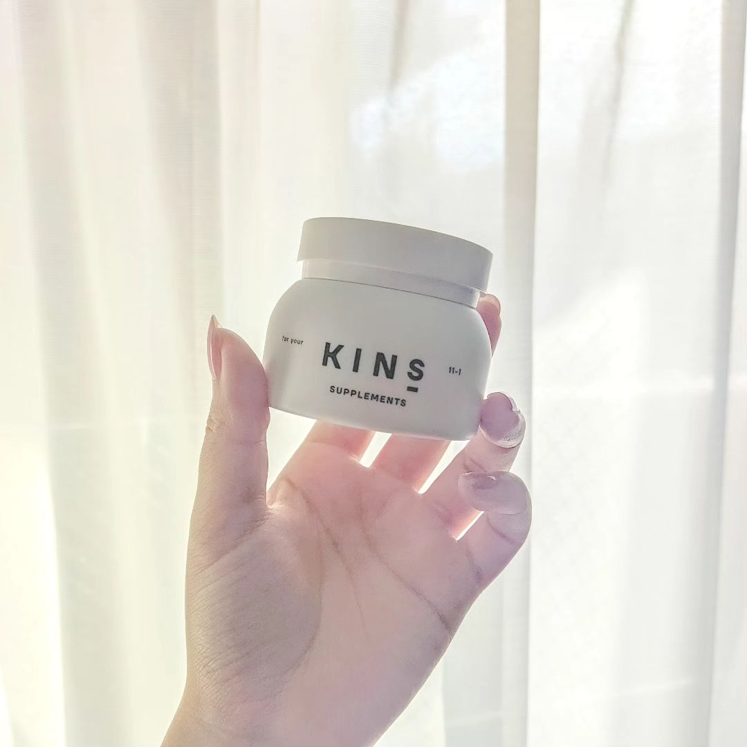 口コミ投稿：朝目覚めたら、白湯と一緒に一粒 🌼KINSのSUPPLEMENT GUT＋は、スリムなカプセルだか…
