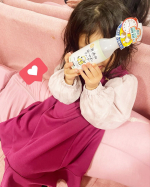 娘に毎朝、「今日はこの髪型がいい！」「今日はクルクルね」などと指定されます。癖っ毛ってのもあり、何もつけないととにかく髪がまとまらないのです。前までバレエ用のスタイリング剤を使っていたけど、毎日っ&hellip;のInstagram画像