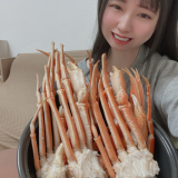 「特盛の本ズワイガニで贅沢三昧」の画像（3枚目）