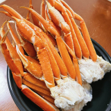 「特盛の本ズワイガニで贅沢三昧」の画像（1枚目）