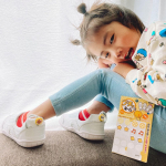 2024.03.09 ぼちぼち入学準備part2📛上靴、よくあるカタチの500円くらいの買ってたのでも、"上靴は1日の中で1番長く履く靴&ldquo;ってのを見てスニーカーはちゃんと良いやつ履かせるの&hellip;のInstagram画像