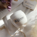 ◀︎◀︎コスメやスキンケアの情報はこちらから&mdash;&mdash;&mdash;&mdash;&mdash;&mdash;&mdash;&mdash;&mdash;&mdash;&mdash;&mdash;&mdash;&mdash;&mdash;&mdash;&mdash;乾燥性敏感肌に#素はだのための薬用リペアクリーム&mdash;&mdash;&mdash;&mdash;&mdash;&mdash;&mdash;&mdash;&mdash;&mdash;&mdash;&mdash;&mdash;&mdash;&mdash;&mdash;&mdash;季節の変わり目はお肌が&hellip;のInstagram画像