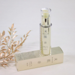 🔹米肌 活潤リフトエッセンス@maihada 年齢肌のケアに取り入れたい、米肌のエイジングケア※美容液✨保湿成分のライスパワーⓇNo.11（コメエキス）をはじめとして、うるおいやハリに良&hellip;のInstagram画像