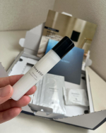 ドクターリセラ　スリーピンググロースクリーム寝ている間に肌にアプローチしてくれるクリーム。いつものスキンケアにプラスして使います。濃厚なのにスーッと柔らかいクリームで塗りやすいけどしっかりと&hellip;のInstagram画像