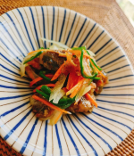 🎀いわしのオリーブ油漬け簡単手抜き料理🎀魚の南蛮漬けって好きなんだけど、魚の下ごしらえからはじまり、調味、揚げ、漬けが面倒すぎて作るのは避けてましたが（買う専門🤩）加工済みのいわしを片栗粉つけて&hellip;のInstagram画像