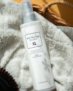 🛀💇&zwj;♀️🤍シルクモリンガヘアミスト200mlをお試しさせていただきました🤍これはわたし的お気に入り🤩✨毎日使ってるよ！！忙しい朝でも寝癖直しにシュッとしてブラシをするだけで、楽ちんに髪がす&hellip;のInstagram画像