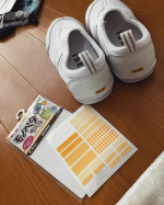 進級準備に株式会社KAWAGUCHI様のモノペタラベル🏷 足にいいって言う上靴を新調したけどゴム部分に名前書くの嫌だったから早速活用🙆&zwj;♀️名前の書く場所や書き方までしっかり指定だから全&hellip;のInstagram画像