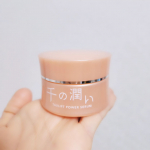 タウリンニードル成分配合の世界初クリーム千の潤い♡痛くない溶ける針2000万本という驚きなクリーム本当に痛くなくて私はチクチクとした針みたいな感じもなく安心してつけられたよ保湿力たっぷ&hellip;のInstagram画像