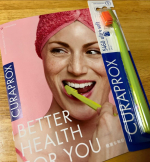 @curaproxjapan 様よりクラプロックスを頂き使ってみました。スイスのプレミアム歯ブラシでグリップがしっかりしていて超極細毛の圧倒的な植毛本数により、歯がつつまれるようにあたり毛束が多い&hellip;のInstagram画像