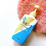 アレルジーナ　抗ヒスタミン成分配合　ボディソープ　液体タイプ使ってみました🌼抗ヒスタミン成分配合のボディソープなんだそう使いやすいポンプでフローラルソープの良い香り泡立ちがよくて気持ちよ&hellip;のInstagram画像