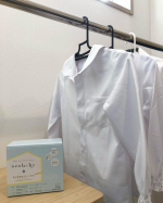 ネオベビーの酵素洗たく洗剤を使い始めて2週間経ちました💭息子のシャツやパパのシャツの黄ばみが気になっていたのですが、擦り洗いなどしなくても真っ白の綺麗なシャツに蘇りました🥹🤍これからの季節、汗や&hellip;のInstagram画像