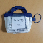 株式会社KAWAGUCHITSURETTE（ツレって）服のレスキューセットネイビー裁縫セットではなく、外出先などでのお洋服の困りごとを解決してくれるアイテムが入っているミニバックのセットです。&hellip;のInstagram画像