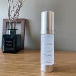 ・・コレセンス スキンケア ジェル・・コラーゲンで有名なニッピのコラーゲンジェルを使い始めてそろそろ2ケ月が経ちます♪・こちらのジェルは「生コラーゲン」「ナノコラーゲン」「メディ&hellip;のInstagram画像