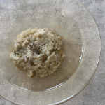 30秒✨おうちで本格トリュフリゾット🍳"至極の濃厚トリュフリゾットの素"をお試しさせて頂きました。こちらはフリーズドライタイプでごはんとお湯で簡単にリゾットが出来ます‪‪❤︎‬簡単すぎて&hellip;のInstagram画像