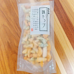 モニプラで、なんと3つ目の当選👏ビギナーズラックかな。今回はもち吉！旦那はよく職場でいただくらしく、「つまみに食べたい」と言ってました～🍺もち吉といえば個包装のイメージでしたが、こんなにた&hellip;のInstagram画像