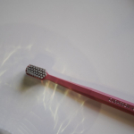 ✧スイスのオーラルケアブランドのクラプロックスの歯ブラシ　CS12460　ベルベット使ってみたよー@curaproxjapan 極細で柔らかなブラシ毛を12,460本も詰め込んだ、プレミア&hellip;のInstagram画像