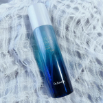 暑くなってきたのでスプレー式の化粧水は本当に助かります。ドクターリセラさんのモイスチャーウォーターヴェールはポンプ式海洋深層水から生まれた化粧水をお顔にプシュプシュとスプレーすると細かな霧が&hellip;のInstagram画像