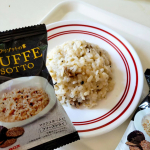 .濃厚すぎてびっくりなフリーズドライのトリュフリゾットの素🫶フリーズドライ、つまりお湯をかけるだけなのに大人な味、複雑で濃厚な味わいのリゾットができあがってて感動しました🥺🥺これは、ご飯と&hellip;のInstagram画像