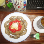 本日(20240704)のChuShock!😱　今日も今日とてアルモンで、　「玉露園　減塩こんぶ茶」を使って、　「減塩こんぶ茶炊込みご飯」🐓🍄🐣🍚　　お飲み物は、「甲類焼酎緑茶割」🍵&hellip;のInstagram画像