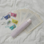 最近ずっと鼻の毛穴に悩んでて毛穴まで汚れをオフする濃密炭酸泡パックに出会ったよ😶&zwj;🌫️ もっちりとした泡を肌に乗せるだけで、炭酸の効果が肌に浸透🤍擦ったりとかしなくても肌に乗せるだけで良いか&hellip;のInstagram画像