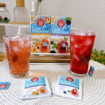 ポンパドールクールセンセーション🌟▷▶ピーチ&パッションフルーツ▷▶ベリーモヒート飲み比べしてみました🥰▷▶ピーチ&パッションフルーツほんのり甘いピーチの香りがふわぁ〜といい香りで、パ&hellip;のInstagram画像