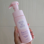 M&D　デリケート泡ウォッシュ乳酸菌で優しく洗う！弱酸性＆アミノ酸系洗浄剤の低刺激泡ウォッシュ・泡立てる手間が不要！・天然由来成分９９％・紫根エキス＆トウキエキス配合（保湿成分）・パッ&hellip;のInstagram画像