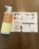 一日働いて帰り、疲れをとりたくて入るバスタイム🎵やっぱりお気に入りのバスグッズがあると嬉しいですよね！今回使ってみたのはマックスさんの"TOWAZ  スクラブボディウォッシュ"まずボトルがシン&hellip;のInstagram画像