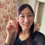 無加工無アプリ自撮り❤︎#千の潤い #タウリフトパワーセラム をお試し中です🐤💖プルプルなテクスチャーで伸びが良く、使い心地がよき❣️◎年齢ごとに変わるお肌の悩みを今話題のタウリン*&sup1;でケア&hellip;のInstagram画像