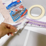 水に強い布用両面テープをお試しさせていただきました！！あんま衣装に両面テープ使わないようにしてるんですが、ちょっと修羅場っちゃったので、手袋のラインとかベルトとか肩パーツとかにめちゃくちゃ重宝しまし&hellip;のInstagram画像