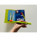 ⠀歯ブラシのカラーバリエーションにも心躍る【クラプロックス】 @curaproxjapan カラフルで、シンプルで、美しい形の歯ブラシは、スイスのプレミアム歯ブラシです。1979年に完成され&hellip;のInstagram画像