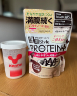 夏バテしがちなこの季節！食欲が落ちがちだけど、タンパク質は忘れずに取るようにしています✨✨大豆由来なので、女性にぴったり✨これを飲んでいると、お肌もきれいになるなぁと感じます✨✨まだまだ暑&hellip;のInstagram画像