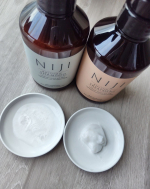 NIJI RHYTHMICシャンプー＆トリートメントreport　No.3一か月間、使用してみて泡立ちがよく、軽い泡なので、ささっと使うことができ、洗い心地が気持ちよかったです。シャン&hellip;のInstagram画像