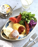 休日の朝ごはん CO-OPの「お試しセット」を使ってパンモーニングを作りました。お試しセットの中身は&darr;の6点。・味菜卵で作ったゴールデンマヨネーズ・生乳100％のプレーンヨーグルト・味菜&hellip;のInstagram画像