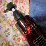 最近使っているシャンプー🧴&lrm;🤍いろんなスカルプケアを使ってきたけど、こちらは育毛薬としてもよく取り入れられているミノキシジルが入っているので、それを頭皮から直接吸収することができます💊🚿あん&hellip;のInstagram画像