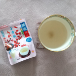 玉露園さんの「減塩梅こんぶ茶」を紹介いたします💫「減塩梅こんぶ茶」は、塩分を30%カット（当社梅こんぶ茶比）しながらカルシウムやヨウ素などのミネラル分を豊富に含み、梅干しに含まれるクエン酸には体の疲&hellip;のInstagram画像