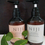 ❥私の髪の悩みはパサつきとまとまりのなさ💦年齢を重ねてるのもあるし夏のダメージもあるし&hellip;と思っていたけど、よいシャンプーと出会えたかも😍新素材のナノファイバージェルが配合された♡NIJI&hellip;のInstagram画像