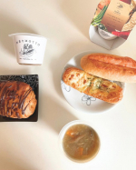 モンマルシェさんよりご提供*･゜野菜をMOTTO 敬老の日ギフトセット⋱⚘⋰ ⋱⚘⋰ ⋱⚘⋰敬老の日のギフトにスープはどう？？こだわりの国産野菜をたっぷり使用。保存料、うま味調味料、着色&hellip;のInstagram画像