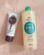 安定の愛用アイテム💓ロゼットさまさま。たっぷり化粧水を使いたいので、これにはめちゃくちゃ助けられてます。ロゼットの洗顔パスタは、主人と2人で愛用してます。使いやすくて、コスパもいいから、&hellip;のInstagram画像