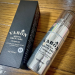 【VARON オールインワンセラム】大人のスキンケア🧏🏻&zwj;♂️✨3ステップ浸透※技術で化粧水、美容液、クリームの役割順にお肌に浸透𓂃🫧‪大人の男性のためのオールインワンスキンケア！※独自の&hellip;のInstagram画像