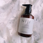 🌙NIJIリズミックシャンプー・トリートメント使い続けてやや1ヶ月🕰️私の結構傷みすぎな髪が落ち着いてきた気がします💡髪一本一本のハリも出てきた感あって突っかかりもなく指通りが前よりも良&hellip;のInstagram画像