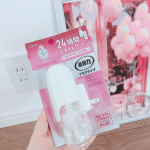 🌿エステー様の消臭力類プラグタイプホワイトフローラルの香りお試しさせて頂きました🙏コンセント差し込み式の消臭剤初めて使ったんだけどちゃんと香りが広がってびっくり🫢電子パワーで24時&hellip;のInstagram画像