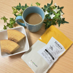 ・・スリモアコーヒー大ファンです！！このコーヒーは砂糖なしで飲むべし。と私は思います。ホットでプラスミルクがお気に入り。毎日、朝と夕食後に飲んでます。じわーっと体にコーヒーが行き渡&hellip;のInstagram画像