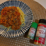 日本緑茶センター様よりご提供いただきました 😌クレイジーソルトは定番で普段から使ってたけど、今回初めてクレイジーガーリック、バジルを使いました！間違えなく美味しい。というかこのブランドは安心、安&hellip;のInstagram画像